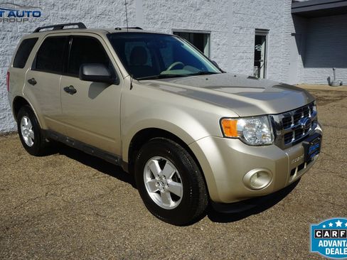 Used 2012 Ford Escape XLT image 1