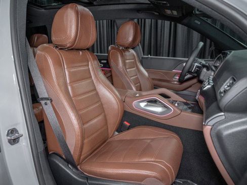 New 2026 Mercedes-Benz GLS 450 4MATIC image 15
