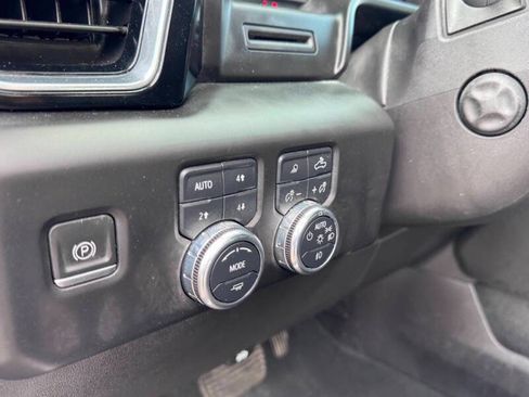 Used 2022 GMC Sierra 1500 Denali AWD/4WD image 24