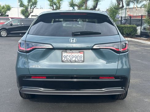 Used 2024 Honda HR-V EX-L image 8