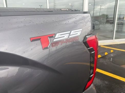 Used 2022 Toyota Tundra SR5 AWD/4WD image 33