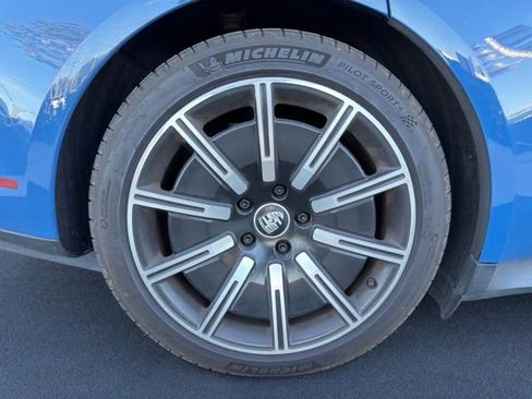 Used 2022 Porsche Taycan RWD image 18