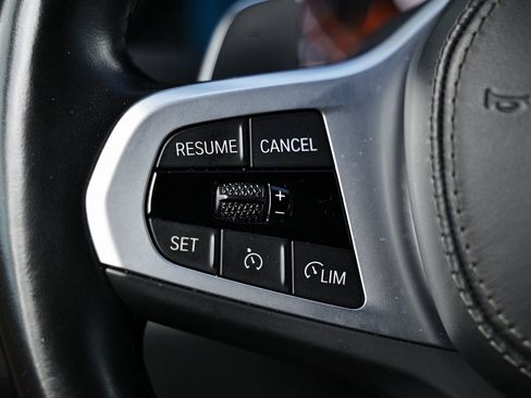 Used 2022 BMW X5 xDrive40i w/ M Sport Package image 34