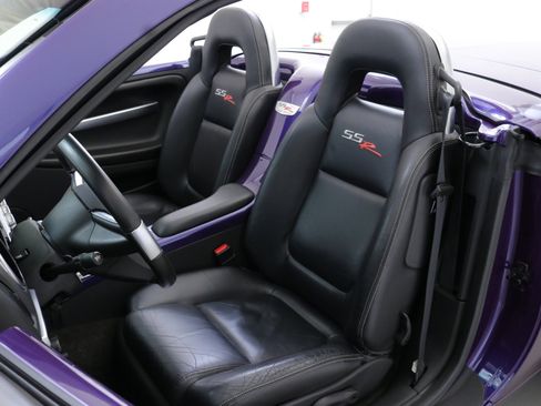 Used 2003 Chevrolet SSR w/ Preferred Equipment Group image 13