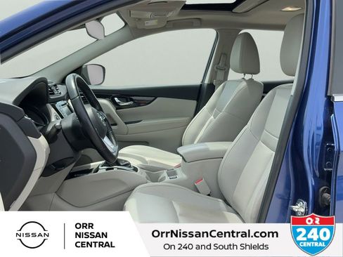 Used 2021 Nissan Rogue Sport SL w/ Premium Package AWD/4WD image 17