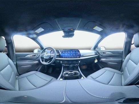 New 2026 Chevrolet Traverse LT w/ Driver Confidence Package image 15