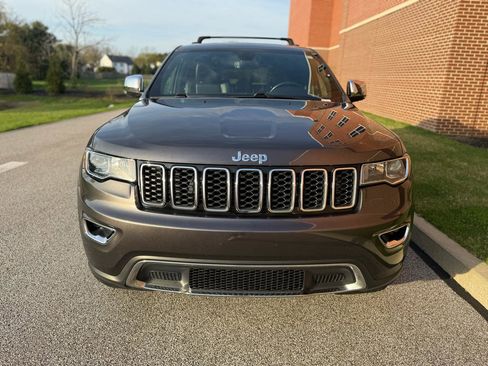 Used 2021 Jeep Grand Cherokee Limited AWD/4WD image 24