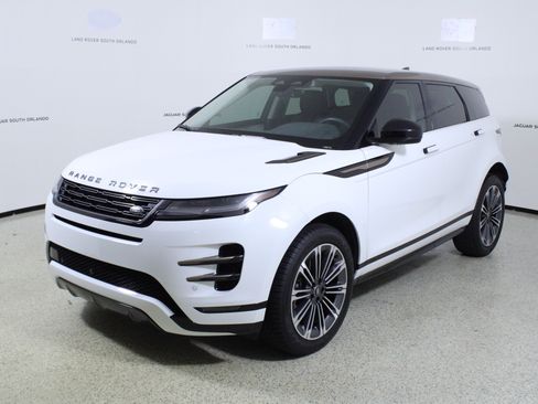 Used 2024 Land Rover Range Rover Evoque Dynamic SE image 4