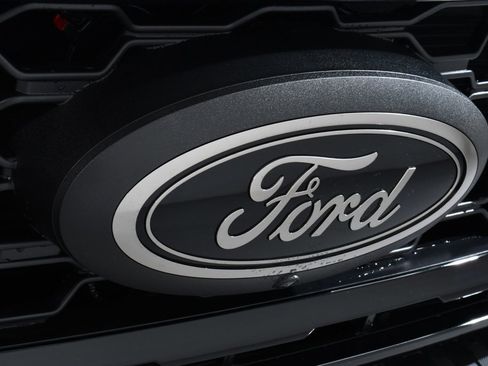 New 2026 Ford F350 Lariat w/ Black Appearance Package image 20