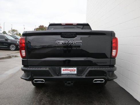 New 2026 GMC Sierra 1500 Elevation w/ Elevation Premium Package image 6
