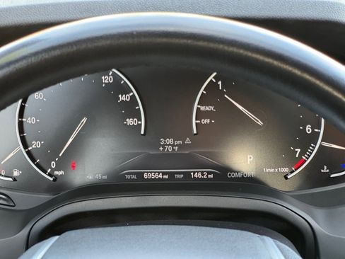 Used 2019 BMW 330i Sedan w/ Convenience Package image 12