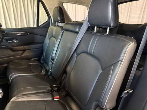 Used 2023 Honda Pilot Elite image 13