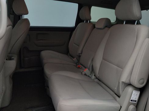 Used 2021 Kia Sedona LX FWD image 18