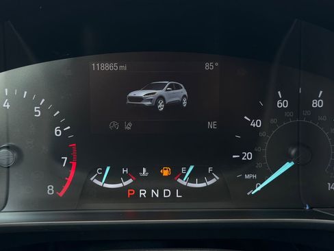 Used 2020 Ford Escape SE image 19