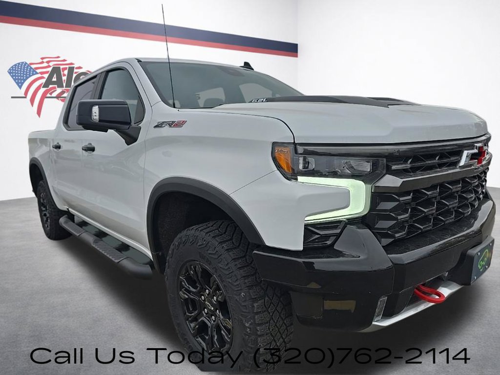 Used 2023 Chevrolet Silverado 1500 ZR2 AWD/4WD image 3