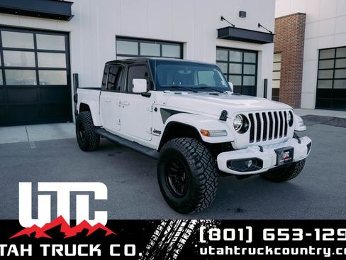 Used 2021 Jeep Gladiator Overland image 1