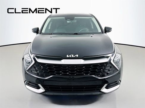 Used 2024 Kia Sportage EX FWD image 3