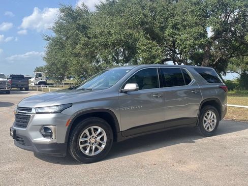 Used 2023 Chevrolet Traverse LS w/ Safety Package FWD image 1