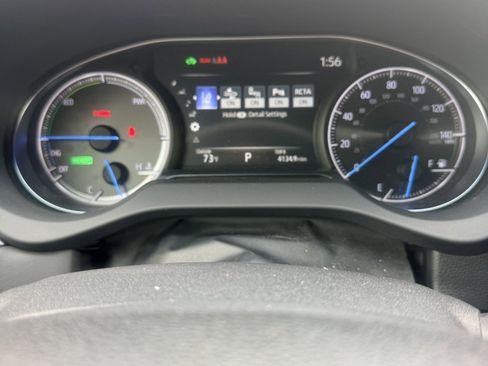 Used 2021 Toyota Venza Limited w/ Carpet Mat Package (TMS) image 16