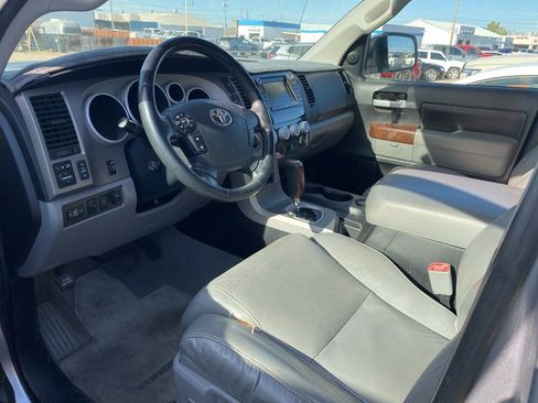 Used 2010 Toyota Tundra Limited AWD/4WD image 6