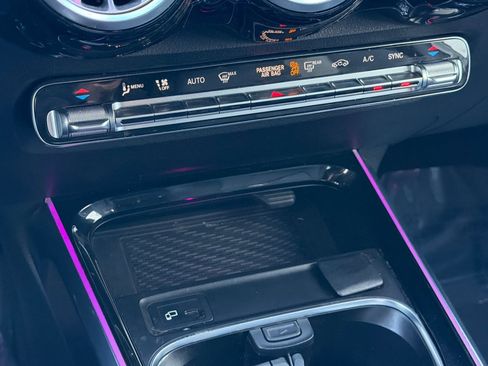 Certified 2021 Mercedes-Benz GLB 250 image 23