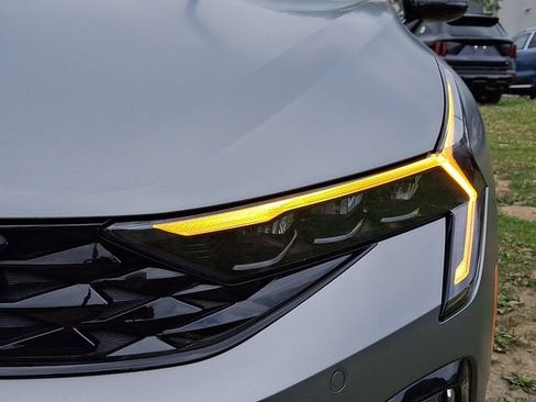 Certified 2025 Kia K5 GT-Line w/ GT-Line Premium Package FWD image 9