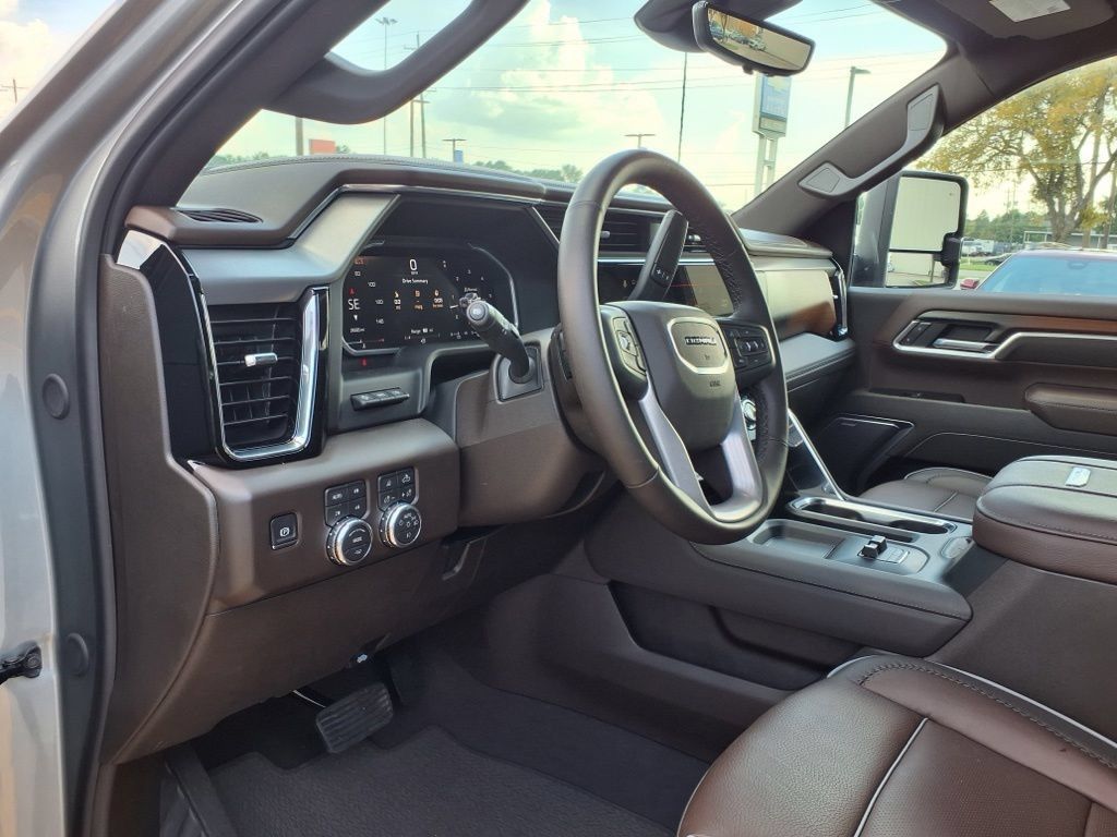 Used 2026 GMC Sierra 2500 Denali w/ Denali Reserve Package AWD/4WD image 19