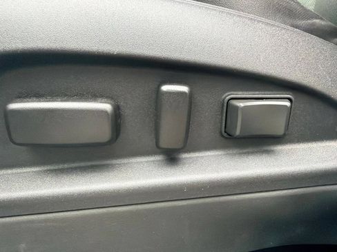 Used 2016 Chevrolet Equinox LTZ w/ Enhanced Convenience Package AWD/4WD image 19
