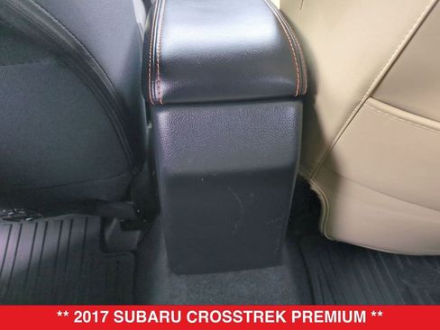 Used 2017 Subaru Crosstrek 2.0i Premium w/ Moonroof Package image 31