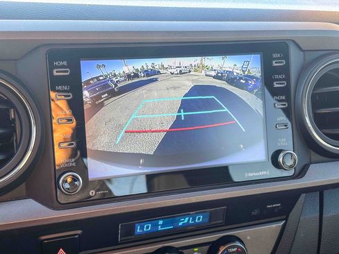 Certified 2023 Toyota Tacoma TRD Off-Road image 26