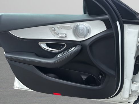 Used 2015 Mercedes-Benz C 300 Sedan image 10