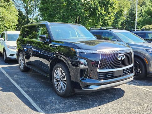 Certified 2026 INFINITI QX80 Luxe w/ Cargo Package AWD/4WD image 1