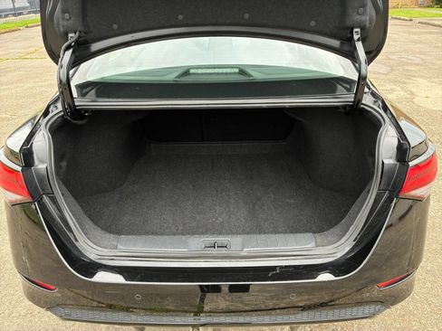 Used 2025 Nissan Sentra S FWD image 24