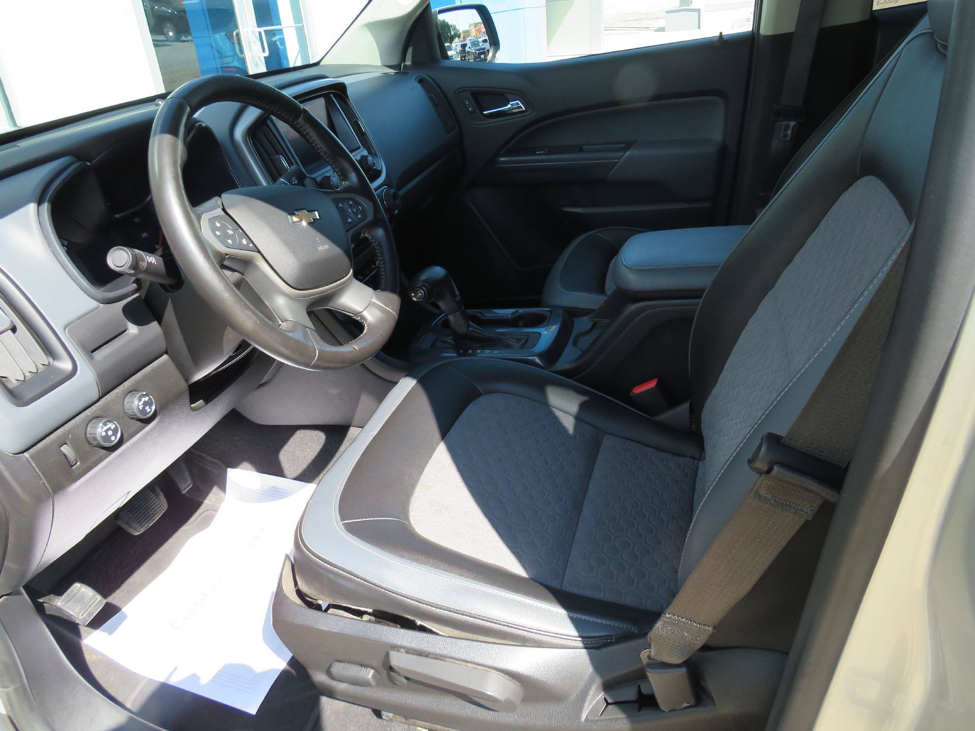 Used 2019 Chevrolet Colorado Z71 AWD/4WD image 4