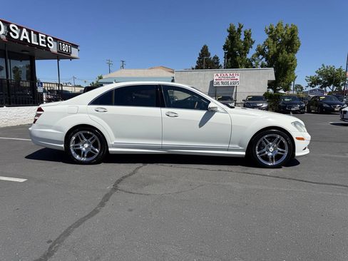 Used 2009 Mercedes-Benz S 550 image 2