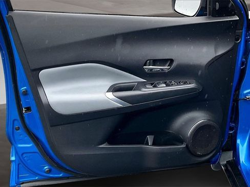 Used 2024 Nissan Kicks SR w/ SR Premium Package image 23