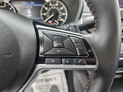 Used 2025 Nissan Altima 2.5 SR image 26