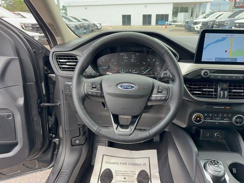 Certified 2020 Ford Escape SEL FWD image 32
