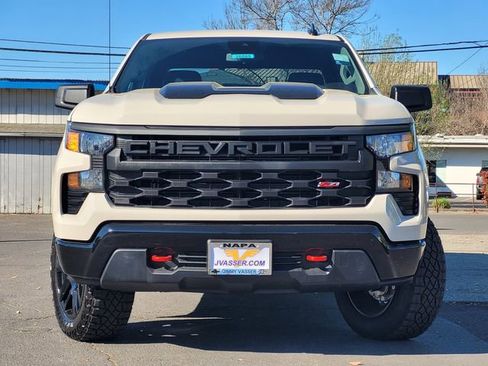 New 2026 Chevrolet Silverado 1500 Custom Trail Boss AWD/4WD image 2