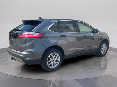Used 2024 Ford Edge SEL w/ Convenience Package AWD/4WD image 6