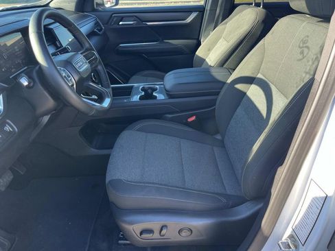 Certified 2025 GMC Acadia Elevation image 9