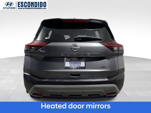 Used 2023 Nissan Rogue SV image 5