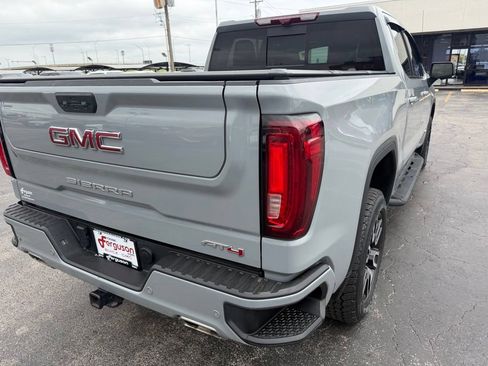 Used 2024 GMC Sierra 1500 AT4 w/ Technology Package AWD/4WD image 6