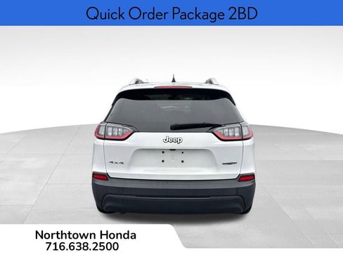 Used 2019 Jeep Cherokee Latitude Plus w/ Comfort/Convenience Group image 6