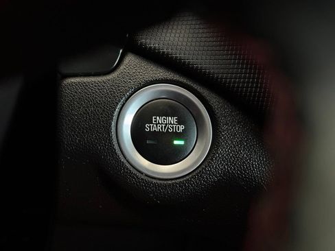 Used 2024 Chevrolet Equinox RS w/ LPO, Floor Liner Package FWD image 36