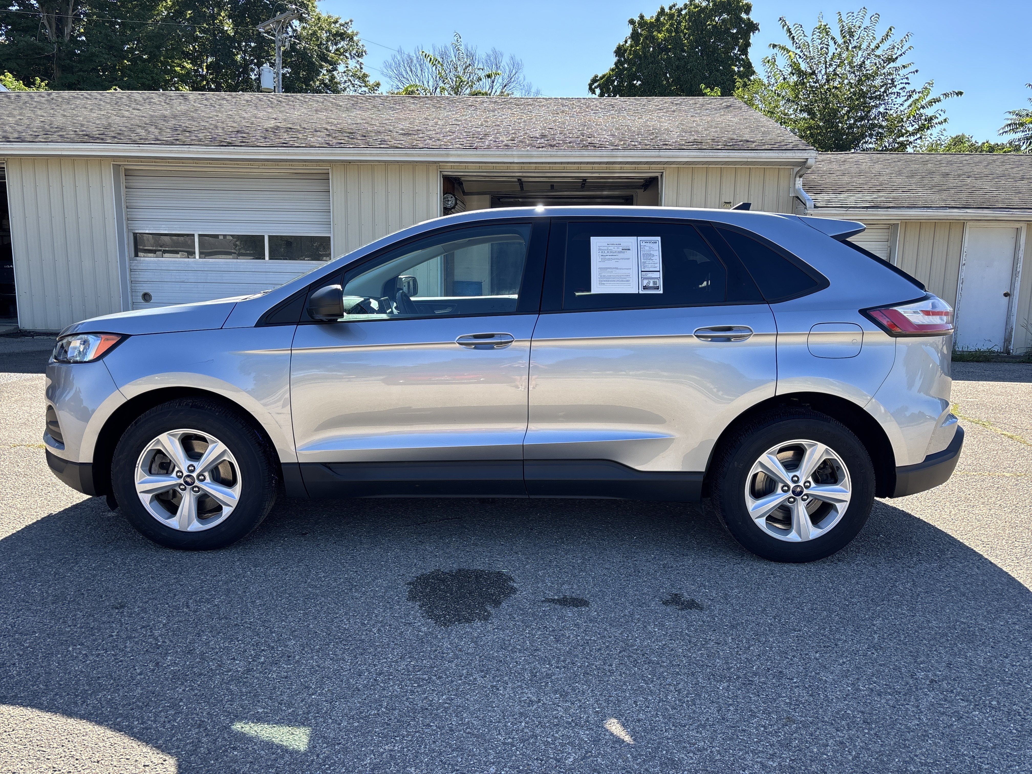 Used 2022 Ford Edge SE AWD/4WD image 8