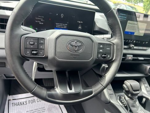 Used 2026 Toyota RAV4 SE w/ Weather Package AWD/4WD image 25