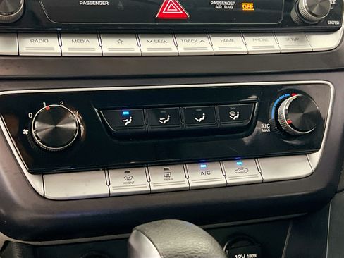 Used 2018 Hyundai Sonata SE FWD image 24