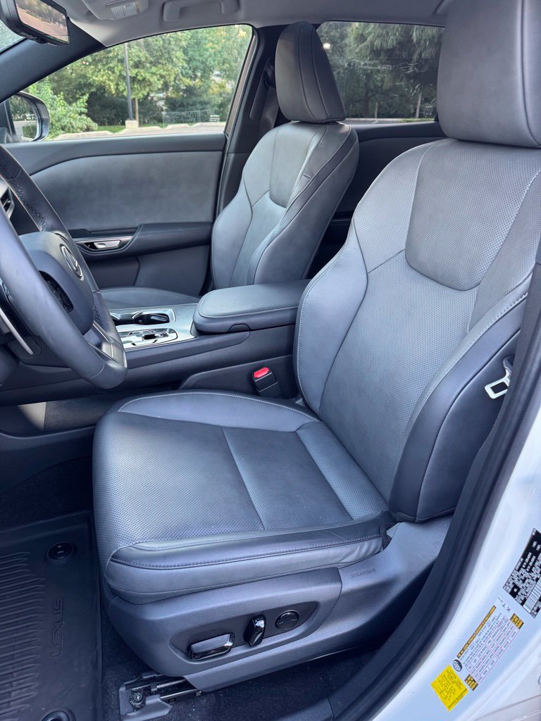 Certified 2024 Lexus RZ 450e Premium w/ Technology Package AWD/4WD image 9