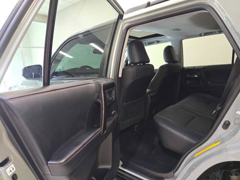 Certified 2023 Toyota 4Runner TRD Off-Road Premium w/ Moonroof Package AWD/4WD image 25